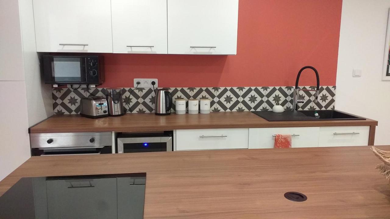 Magnifique Appartement 2 Chambres Avec 50 M2 De Jardin Privatif La Crau Ngoại thất bức ảnh