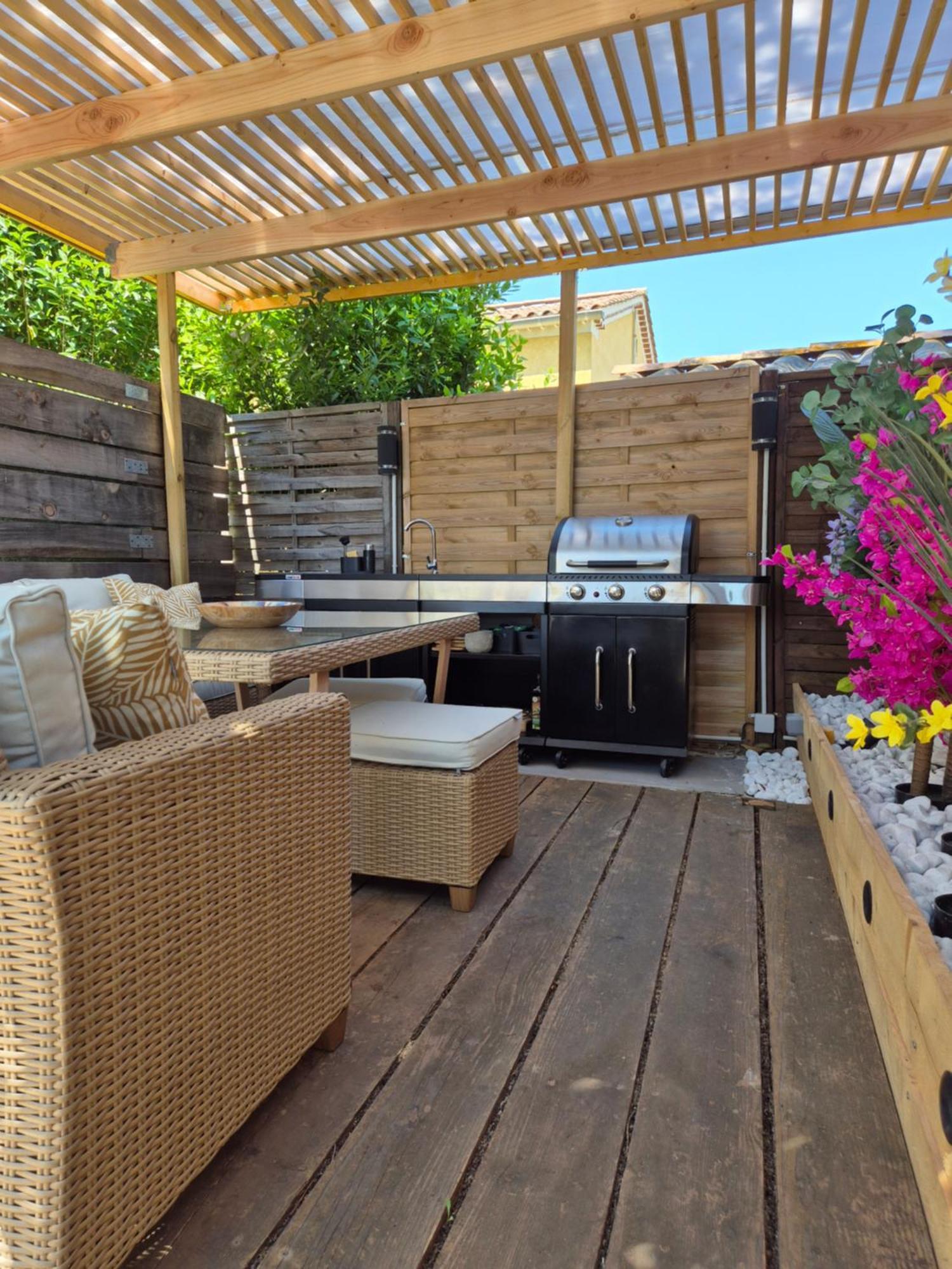 Magnifique Appartement 2 Chambres Avec 50 M2 De Jardin Privatif La Crau Ngoại thất bức ảnh