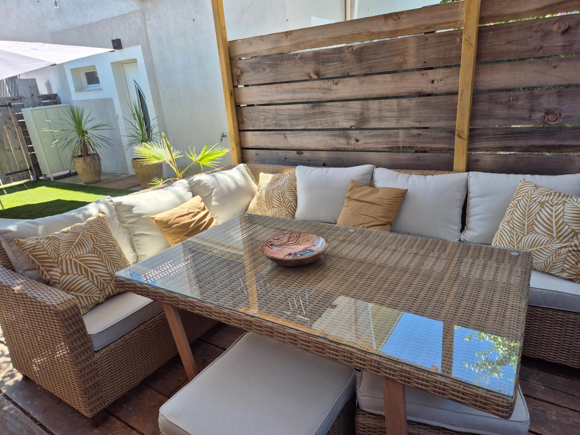 Magnifique Appartement 2 Chambres Avec 50 M2 De Jardin Privatif La Crau Ngoại thất bức ảnh
